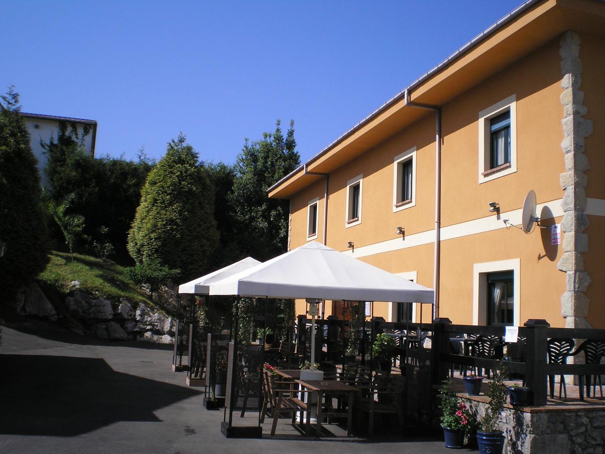 Hotel Alonso Llanes Exterior foto