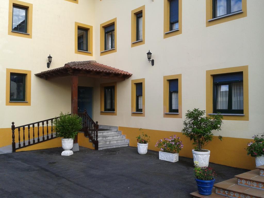 Hotel Alonso Llanes Exterior foto